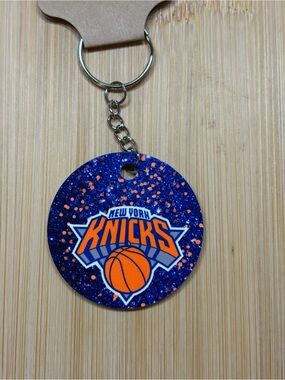 New York Knicks Sparkle Keychain - Blue & Orange